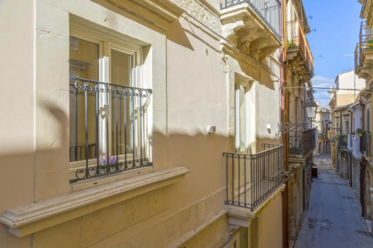 Corinzia Casa Vacanze Syracuse Aparthotel
